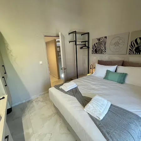 Kelevi Seaside דירה *